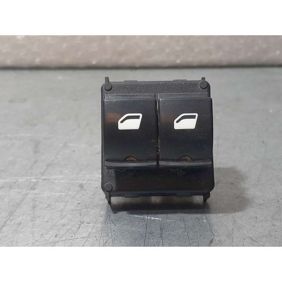 Mando Elevalunas Delantero Izquierdo Para Citroen Berlingo