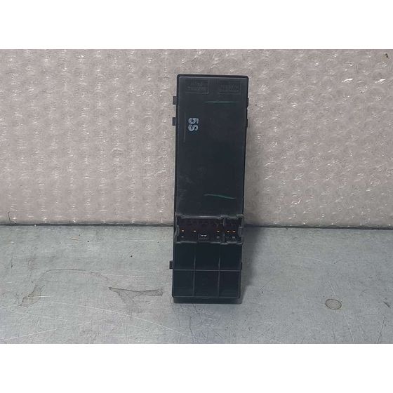 Mando Elevalunas Delantero Izquierdo  Para Nissan Micra V