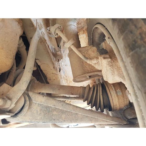 Transmision Delantera Izquierda Para Nissan Kubistar