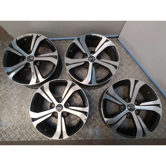 Juego Llantas Para Nissan Pulsar