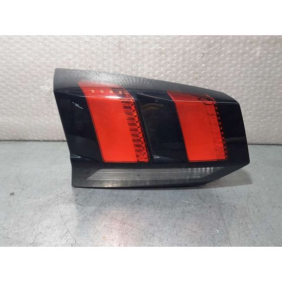 Piloto Trasero Izquierdo Para Peugeot 5008