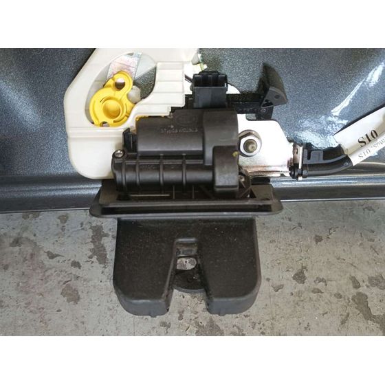 Cerradura Maletero / Porton Para Audi Q7