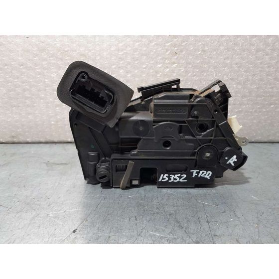 Cerradura Puerta Trasera Derecha Para Seat Leon