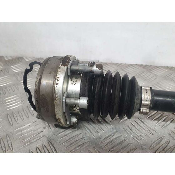Transmision Delantera Izquierda Para Volkswagen Polo