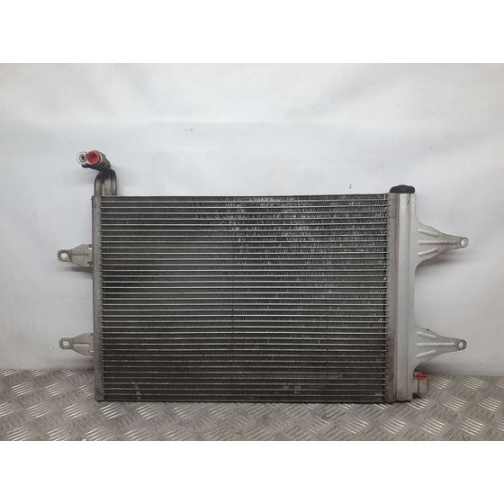 Condensador / Radiador Aire Acondicionado Para Volkswagen Polo