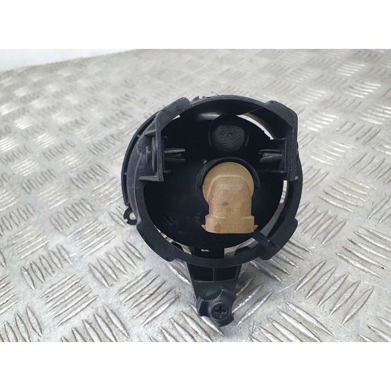 Faro Antiniebla Derecho Para Ssangyong Rodius