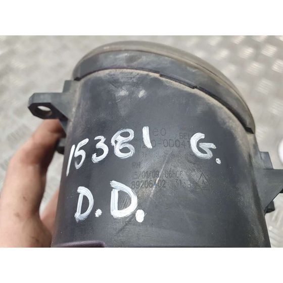 Faro Antiniebla Derecho Para Toyota Prius