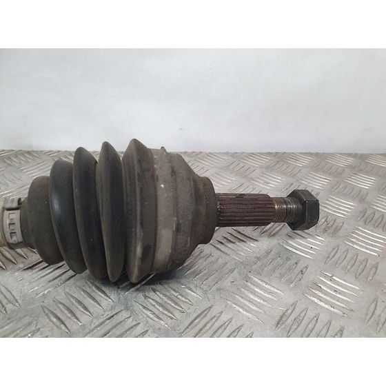 Transmision Delantera Izquierda Para Ford Focus Berlina
