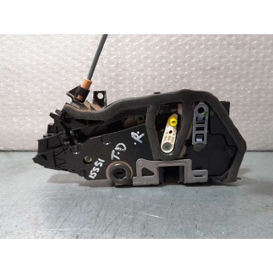 Cerradura Puerta Trasera Derecha Para Bmw Serie 1 Lim.