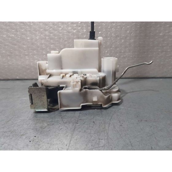 Cerradura Puerta Delantera Izquierda Para Fiat Tipo Ii Sedan