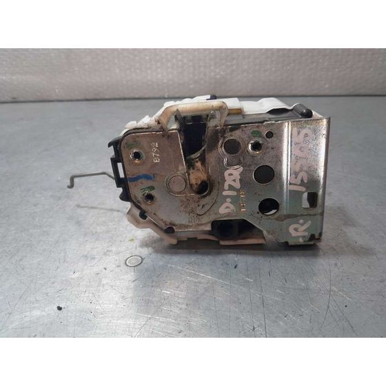 Cerradura Puerta Delantera Izquierda Para Fiat Tipo Ii Sedan