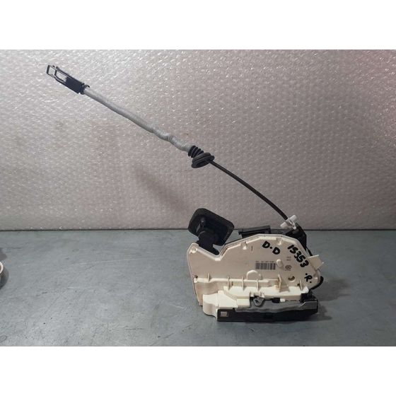 Cerradura Puerta Delantera Derecha Para Volkswagen Polo