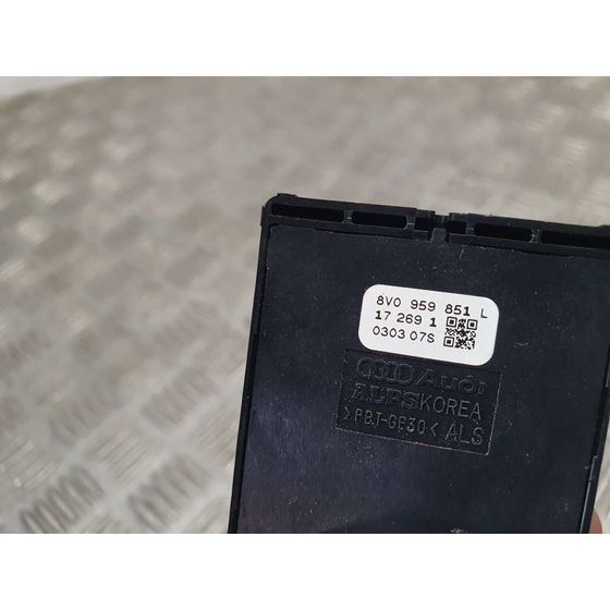 Mando Elevalunas Delantero Izquierdo Para Audi A3 Sportback