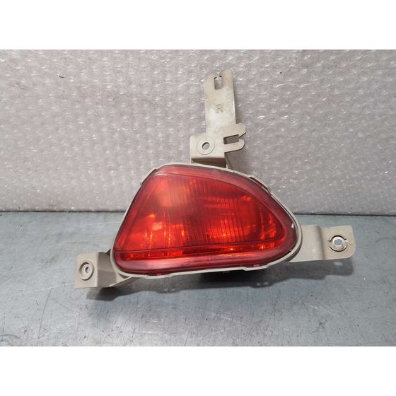 Piloto Trasero Derecho Paragolpes Para Mazda 2 Lim.