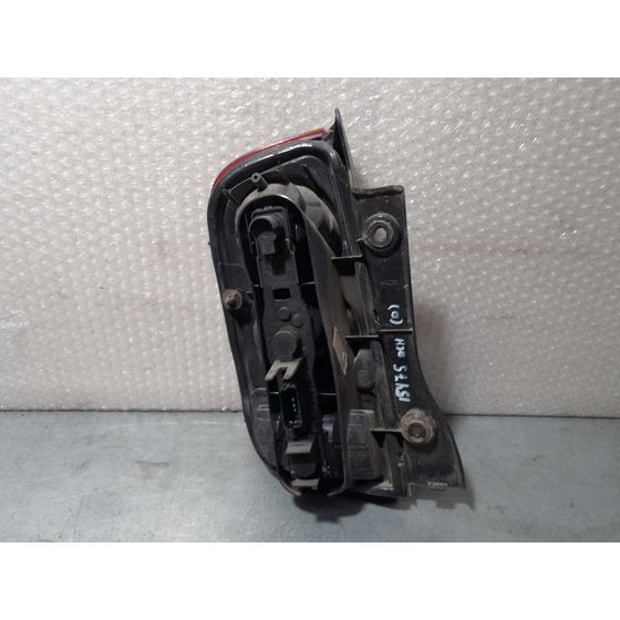 Piloto Trasero Derecho Para Nissan Micra