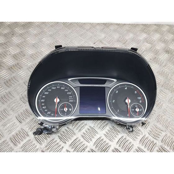 Cuadro Instrumentos para Mercedes-Benz Clase B (W246)