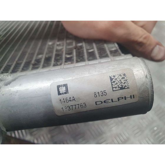 Condensador / Radiador Aire Acondicionado Para Opel Astra J Lim.