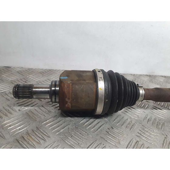 Transmision Delantera Derecha Para Kia Stonic