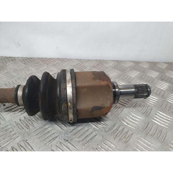 Transmision Delantera Izquierda Para Kia Stonic
