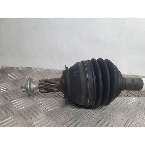 Transmision Delantera Derecha Para Mercedes Clase B