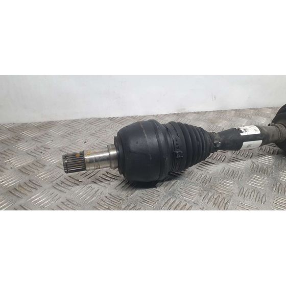 Transmision Delantera Izquierda Para Mercedes Clase B