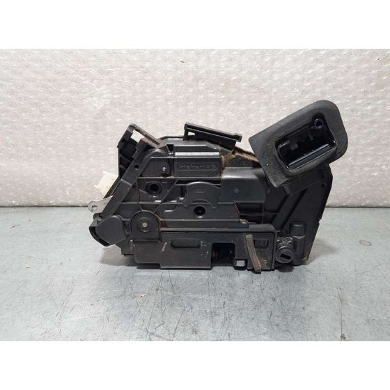Cerradura Puerta Trasera Derecha Para Volkswagen Polo