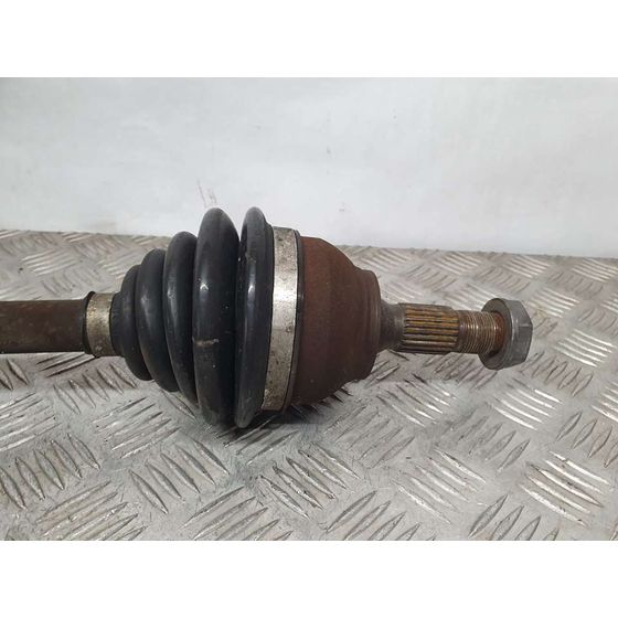Transmision Delantera Izquierda Para Peugeot 2008