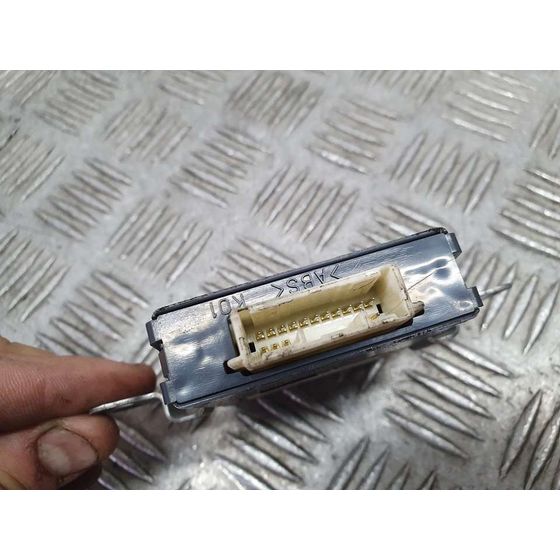 Modulo Electronico Para Lexus Is