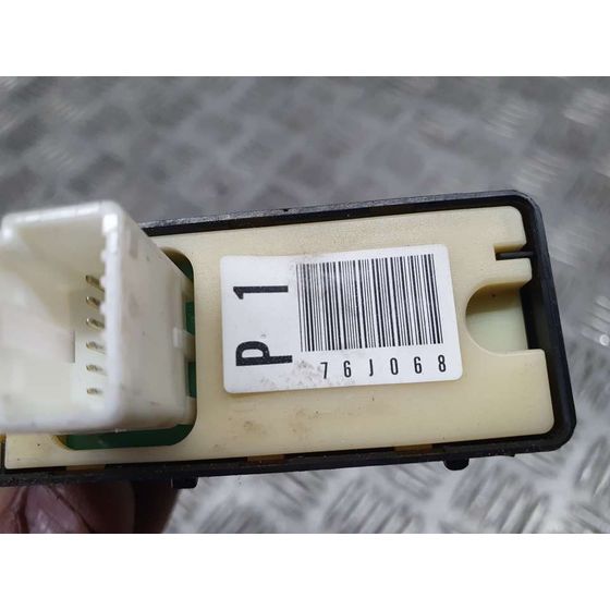 Mando Elevalunas Delantero Derecho Para Lexus Is