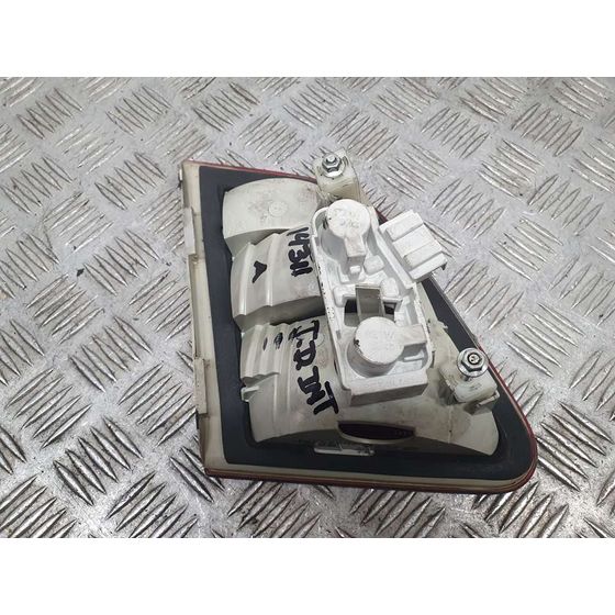 Piloto Trasero Derecho para Mercedes-Benz Clase B (W245)