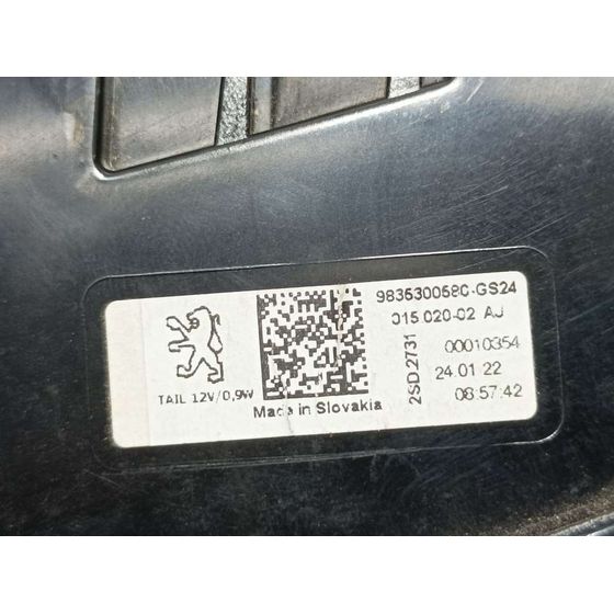 Piloto Trasero Derecho Para Peugeot 308
