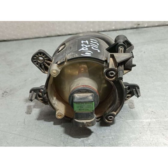 Faro Antiniebla Izquierdo Para Mercedes Clase B