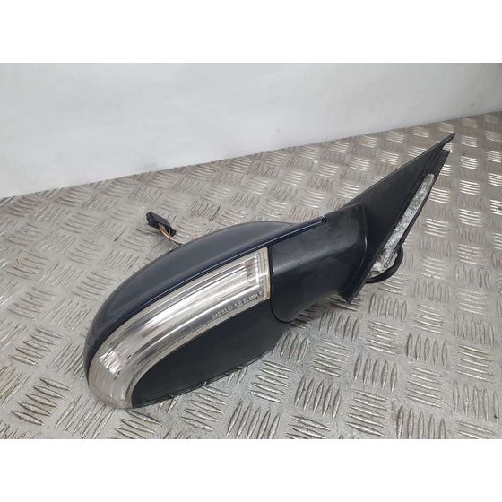 Retrovisor Derecho Para Volkswagen Passat Berlina