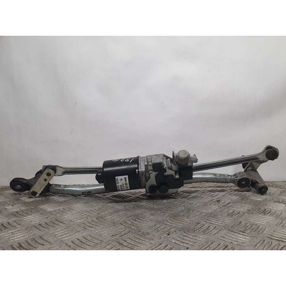 Motor Limpia Delantero Para Bmw Serie 1 Berlina