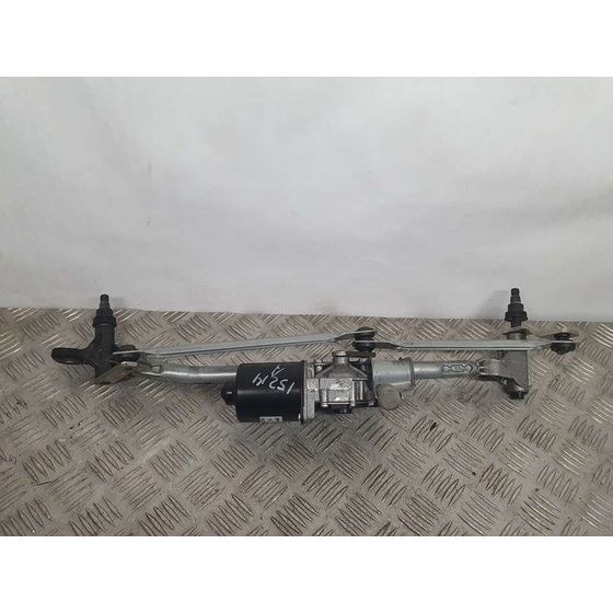 Motor Limpia Delantero Para Bmw Serie 1 Berlina