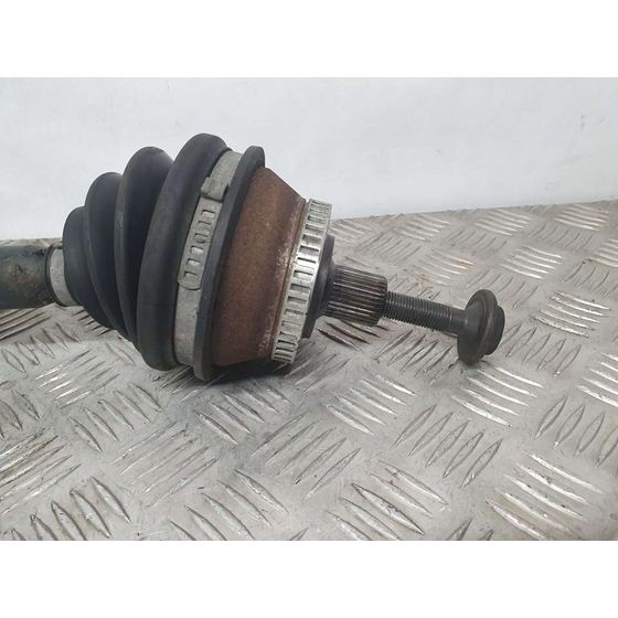Transmision Delantera Derecha Para Volkswagen Passat Berlina
