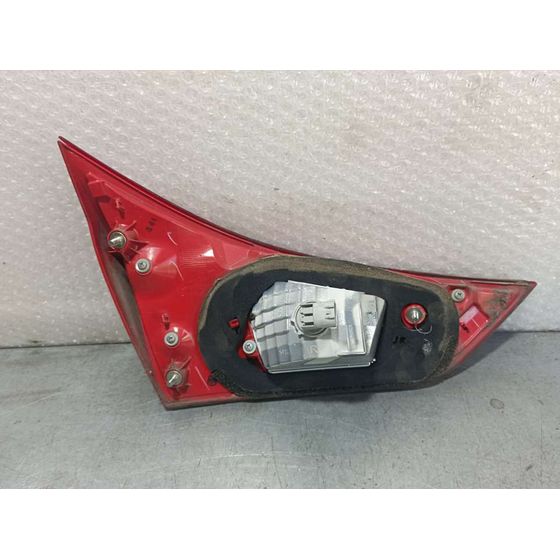 Piloto Trasero Derecho Para Toyota Auris