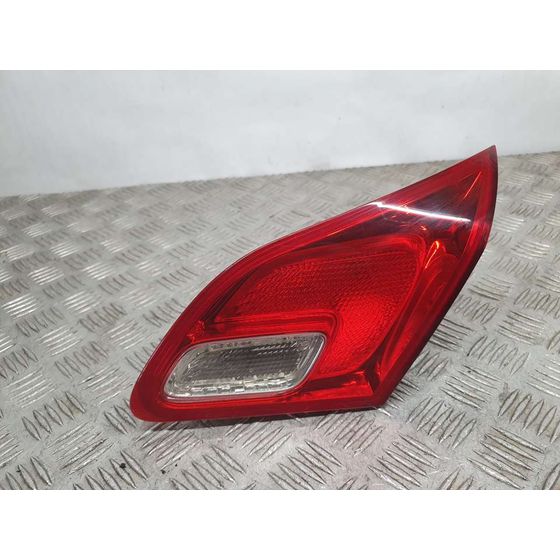 Piloto Trasero Derecho Para Opel Astra J Lim.