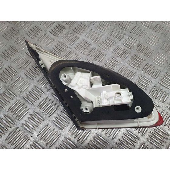 Piloto Trasero Derecho Para Opel Astra J Lim.