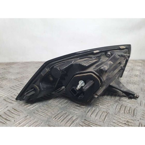 Piloto Trasero Derecho Para Peugeot 2008