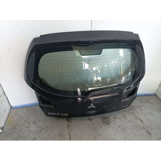 Porton Trasero Para Mitsubishi Colt Berlina 3