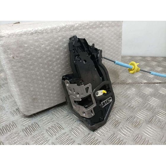 Cerradura Puerta Delantera Derecha Para Bmw Serie X1