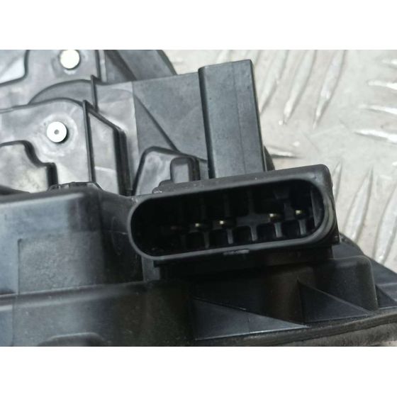 Cerradura Puerta Delantera Derecha Para Bmw Serie X1