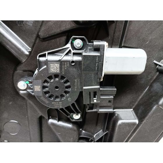 Elevalunas Trasero Derecho Para Bmw Serie X1