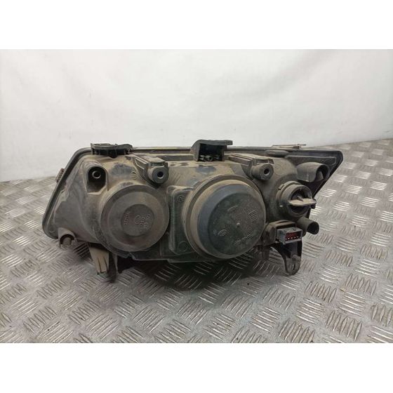 Faro Derecho Para Saab 9-3 Berlina