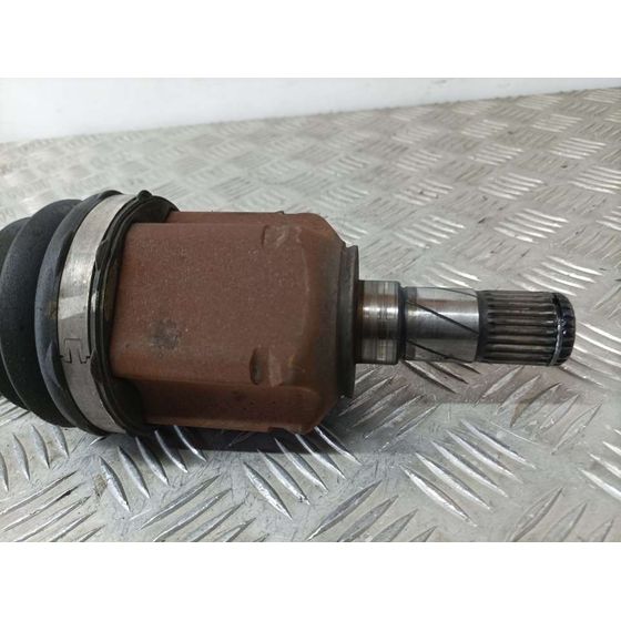 Transmision Delantera Izquierda Para Alfa Romeo Giulietta