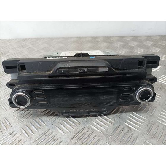 Sistema Audio / Radio Cd Para Alfa Romeo Giulietta