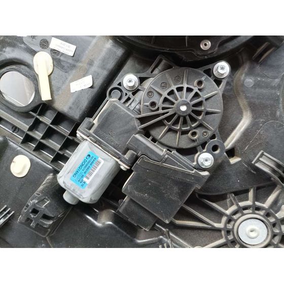 Elevalunas Trasero Izquierdo Para Hyundai I30