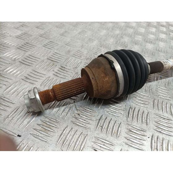 Transmision Delantera Izquierda Para Ford Fiesta