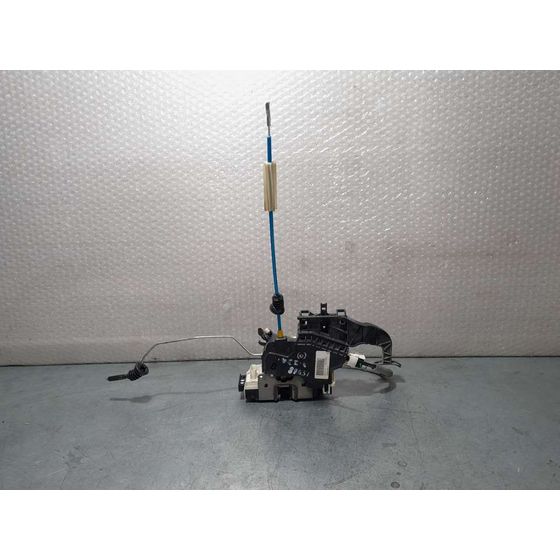 Cerradura Puerta Delantera Izquierda Para Mercedes Clase B